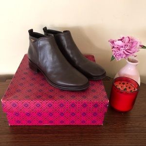 Tory Burch Chocolate Brown Leather Booties Boots